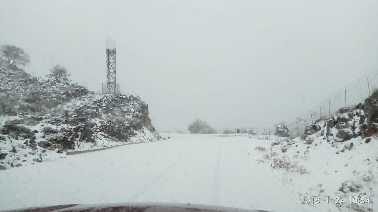 Στα λευκά «ντύθηκαν» ορεινές περιοχές της Κρήτης