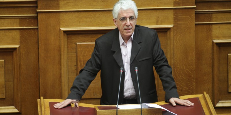 Ο Παρασκευόπουλος επικεφαλής στην επιτροπή αναθεώρησης του Συντάγματος