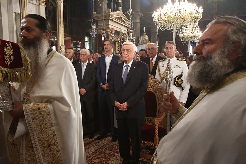 Πρ. Παυλόπουλος: Η Παναγία φυλάσσει πάντα υπό την σκέπη της τους Αγώνες μας