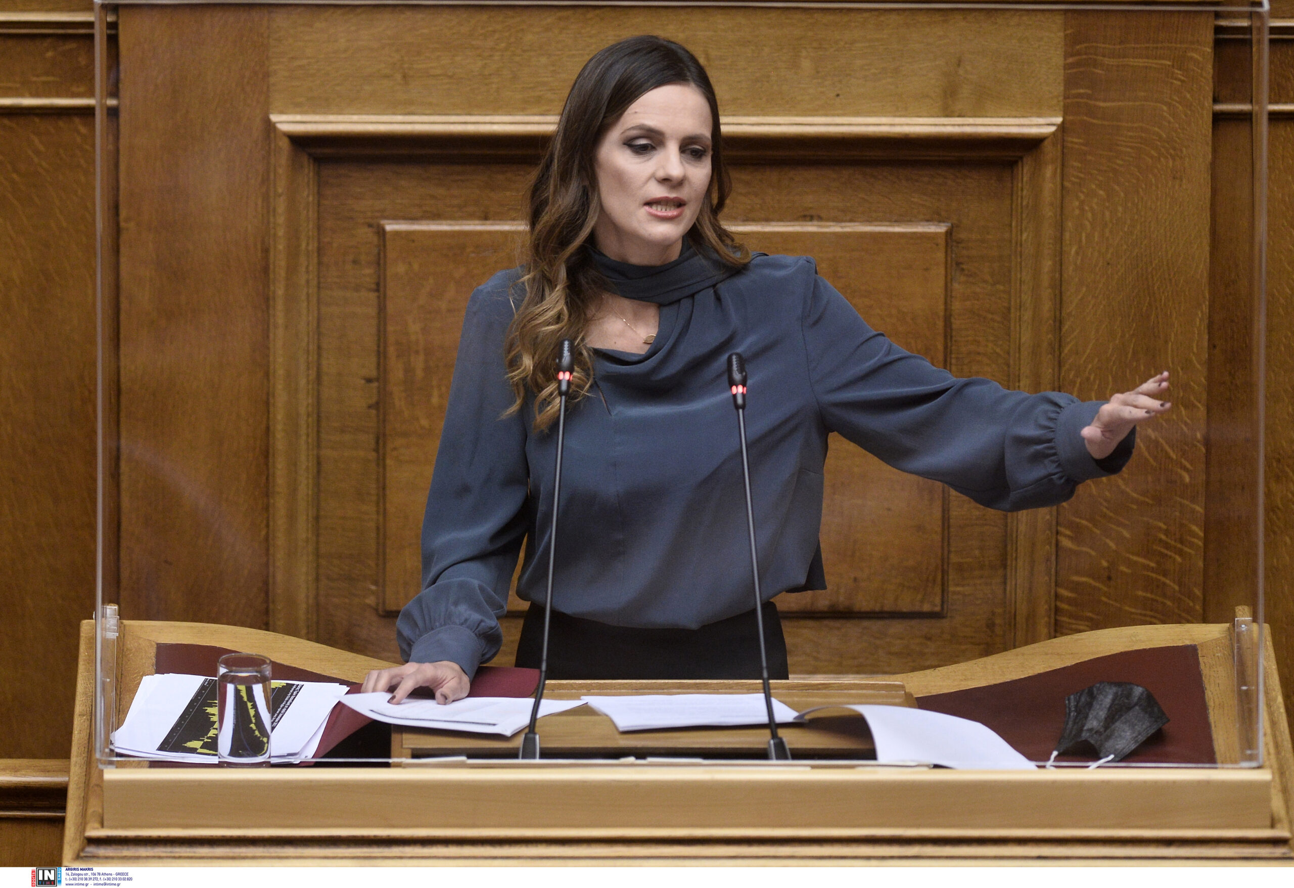 Ε. Αχτσιόγλου: Διπλή εξαπάτηση με το power pass