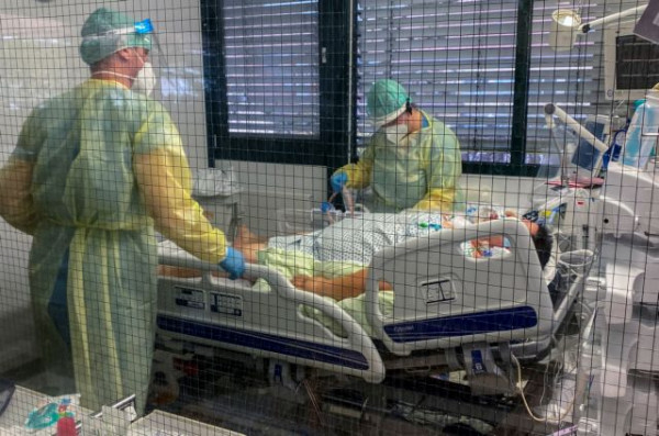 Παγκόσμιος συναγερμός – Αυξάνονται ραγδαία τα κρούσματα της ευλογιάς των πιθήκων – Στην εντατική μικρό παιδί