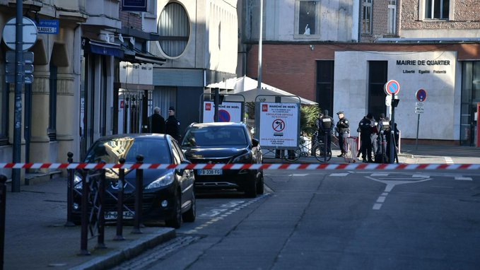Γαλλία: Έληξε ο αποκλεισμός της πόλης Λιλ για ύποπτα δοχεία σε όχημα