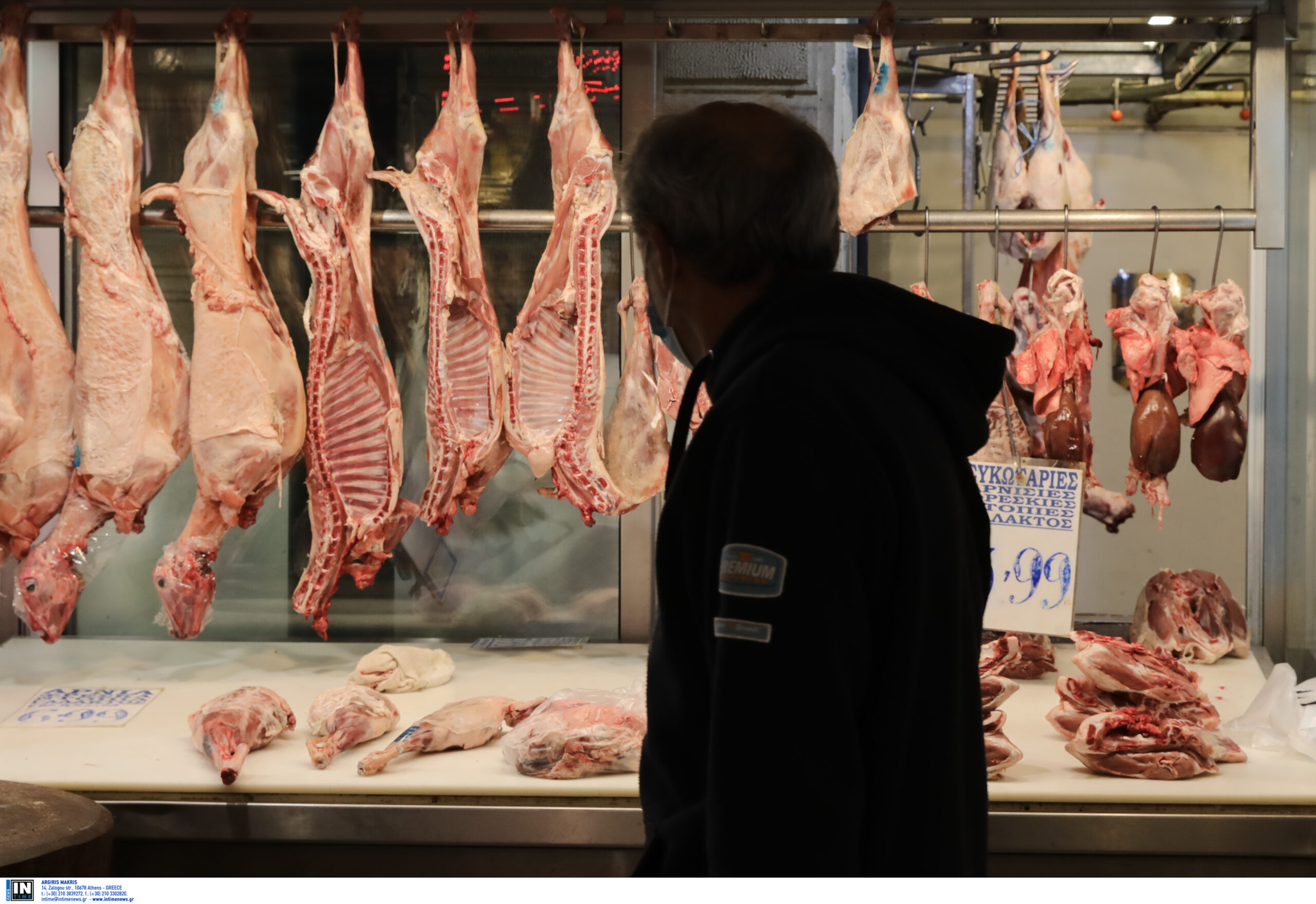 Διαμαρτυρία κρεοπωλών για την απαγόρευση διαδημοτικής μετακίνησης – Τι λέει στον Alpha 98,9 ο πρόεδρος της Βαρβακείου