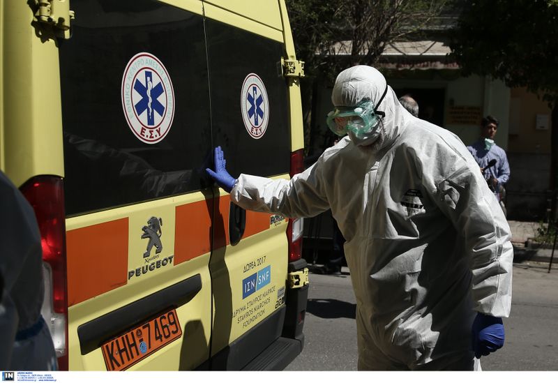 Οι υψηλές θερμοκρασίες δεν μειώνουν την ταχεία εξάπλωση του κορωνοϊού