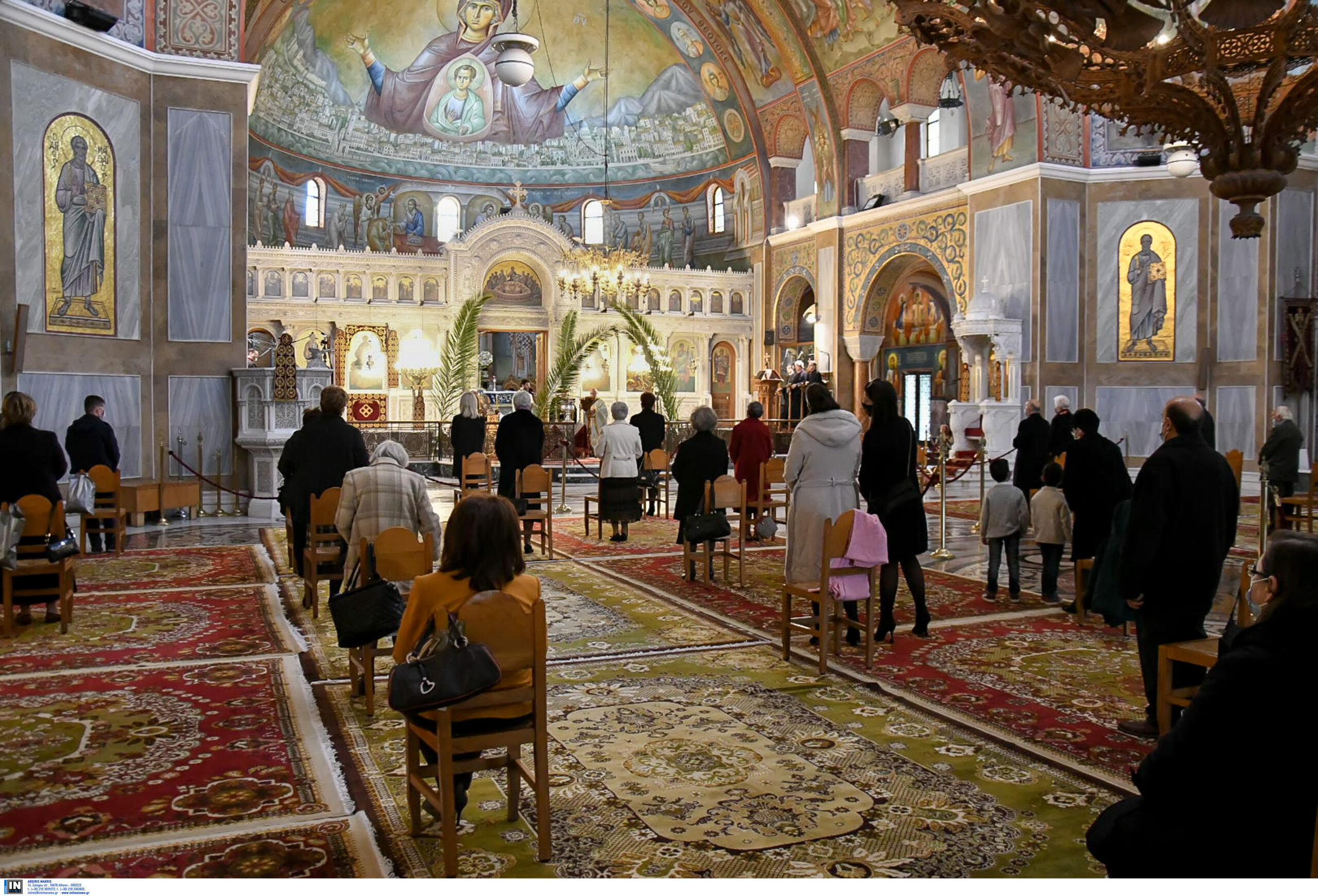 Σε συννενόηση με Μαξίμου η εγκύκλιος της Ιεράς Συνόδου για την προσέλευση των ανεμβολίαστων στις εκκλησίες