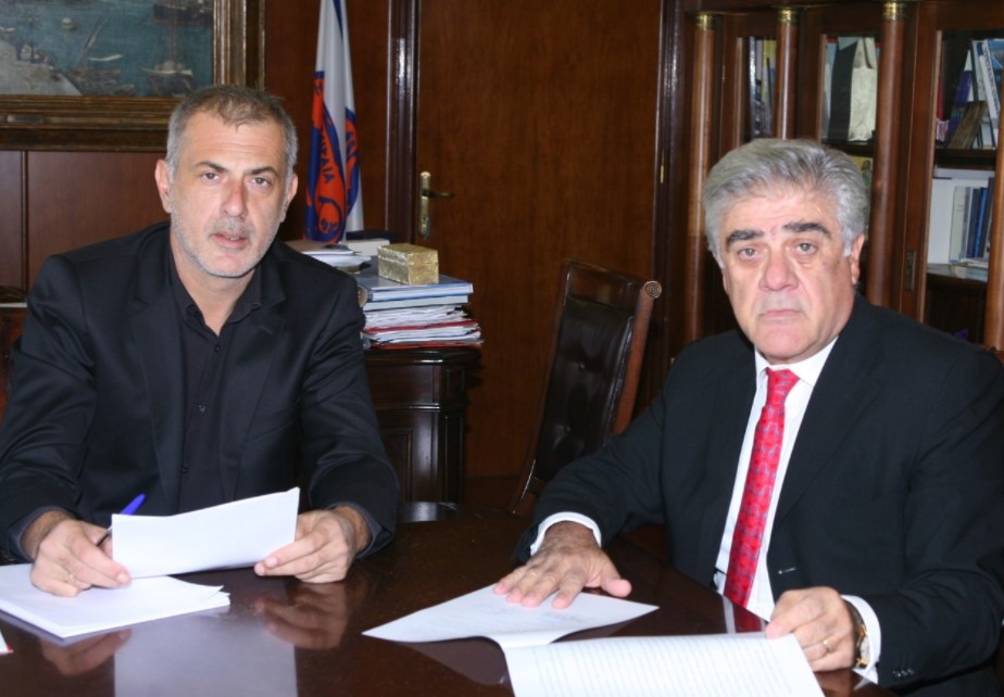 Σύμφωνο συνεργασίας μεταξύ του δήμου Πειραιά και του Ομίλου ΑΚΜΗ