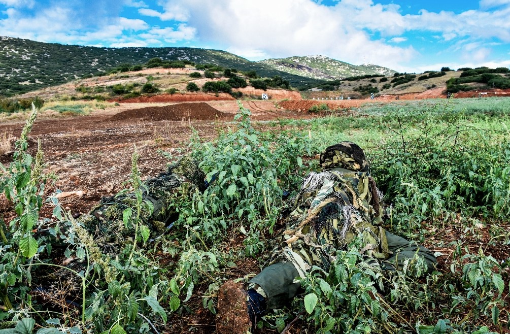 Διπλωματικό θρίλερ για τους δύο στρατιωτικούς – Πού «ποντάρει» η κυβέρνηση
