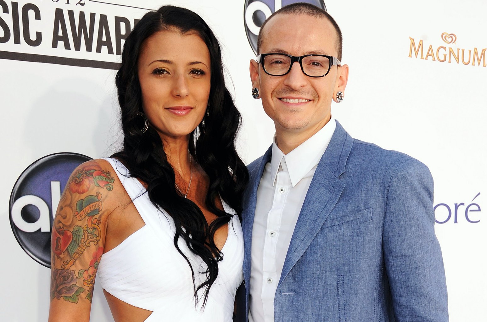 Σοκαριστικό: Βίντεο με τον τραγουδιστή των Linkin Park 36 ώρες πριν αυτοκτονήσει!
