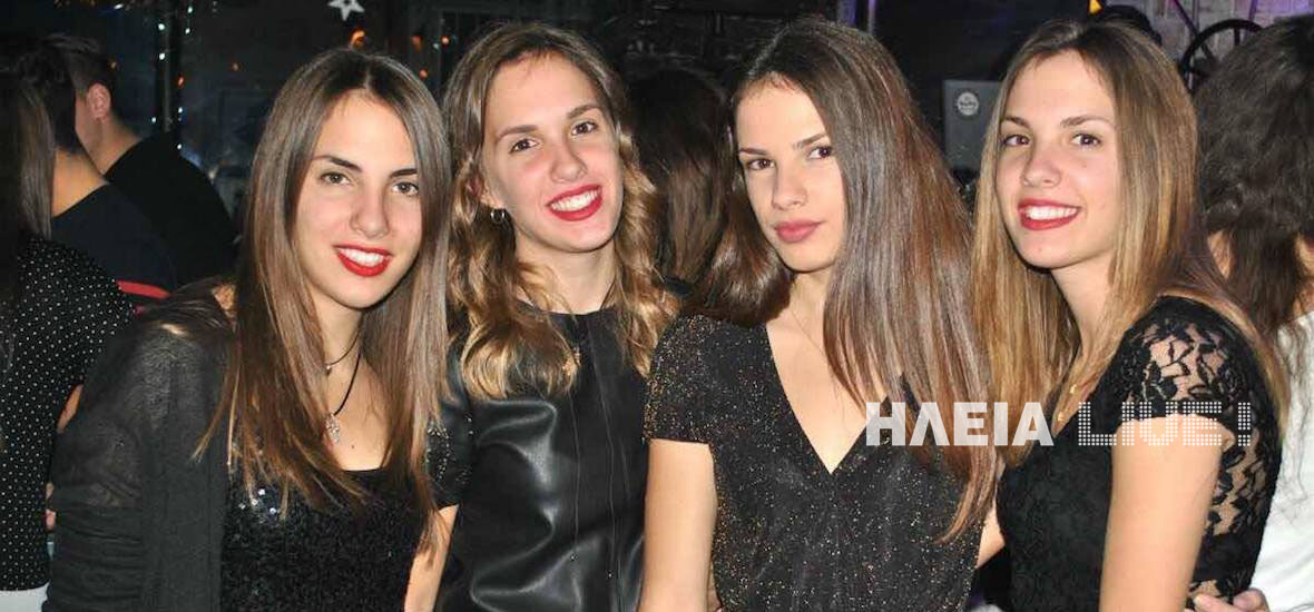 Τετράδυμες αδερφές από τον Πύργο πέτυχαν στο πανεπιστήμιο!