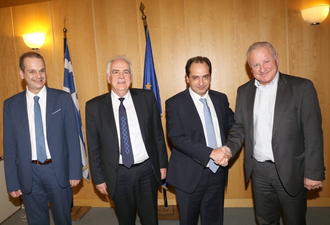 Κοινή Δράση Υπ. Υποδομών και Μεταφορών – Ελληνικά Πετρέλαια για τη Δ. Αττική