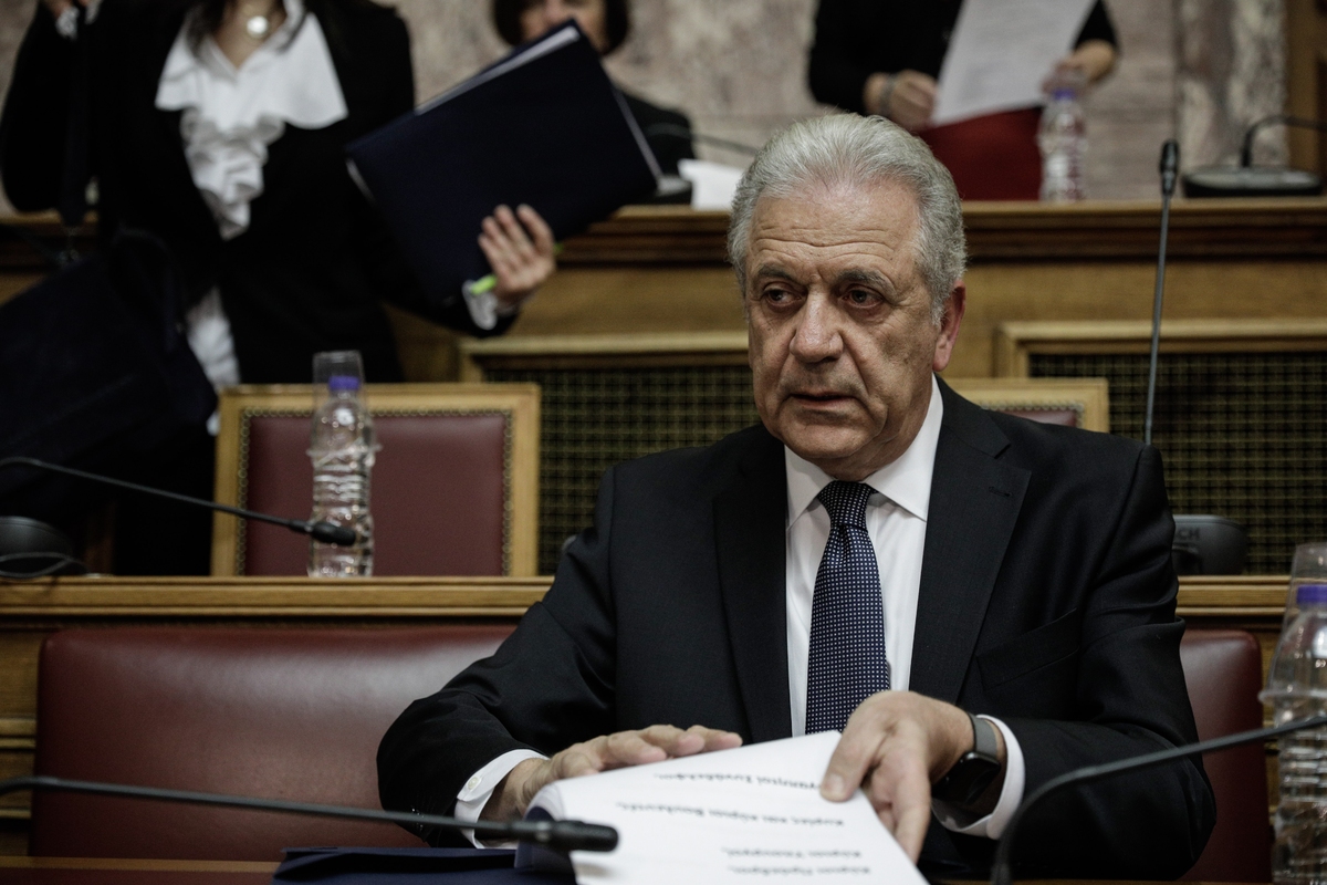 Αβραμόπουλος: «Μονόδρομος για την Ελλάδα να μείνει στην πρώτη ταχύτητα ακόμα και με θυσίες»