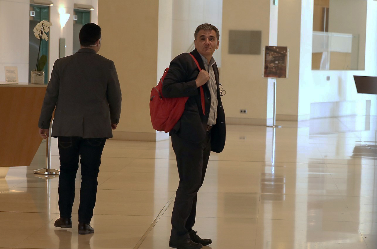 Αγώνας δρόμου για συμφωνία με τους δανειστές – Οι εκκρεμότητες που κρατούν ανοιχτή τη διαπραγμάτευση