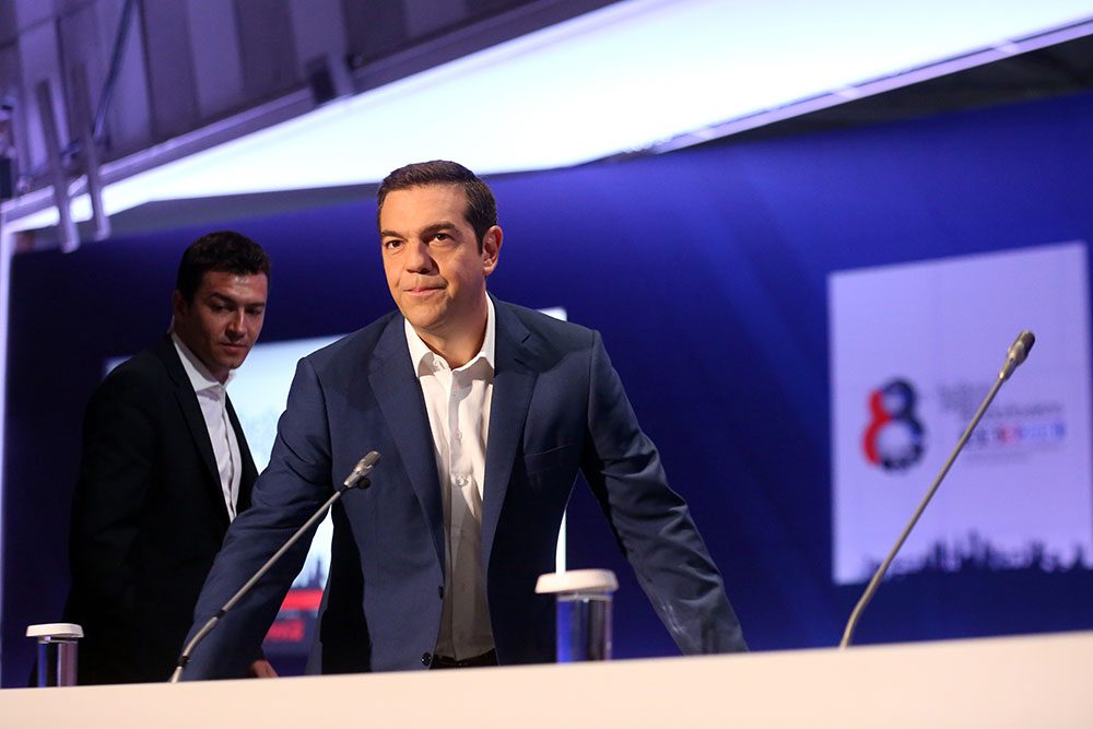 Τσίπρας για Σκοπιανό: Δεν υπάρχει λόγος να γίνει δημοψήφισμα – Ο Ζάεφ συχνά ξεπερνά τα όρια