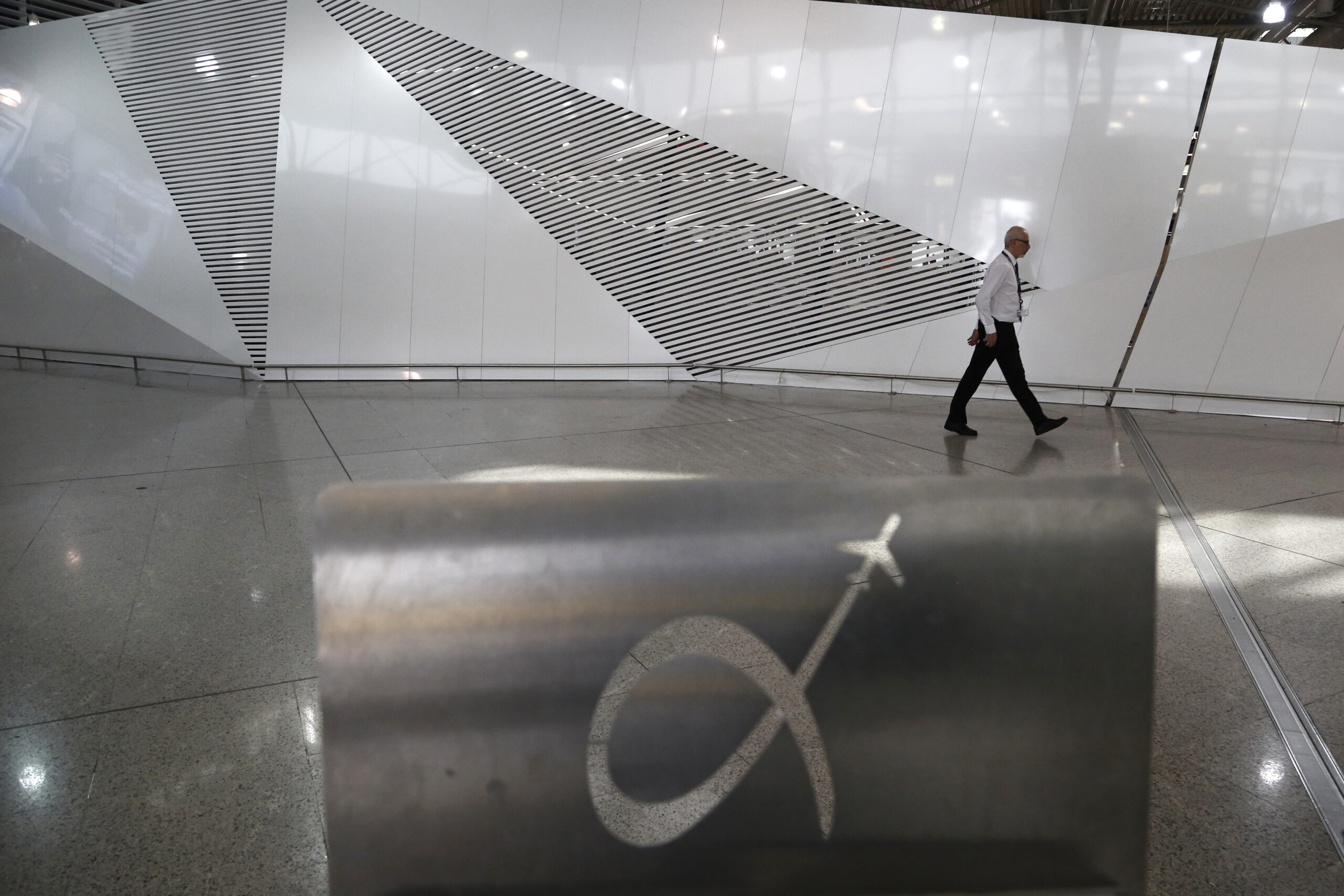 Handelsblatt: Η Αθήνα επιταχύνει τώρα τις ιδιωτικοποιήσεις