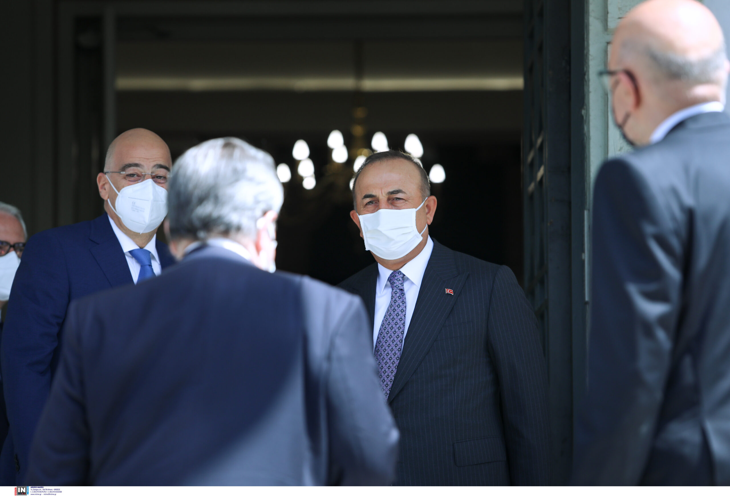 Τσαβούσογλου σε Τούρκους δημοσιογράφους: Μιλήσαμε για συμφωνία 25 σημείων