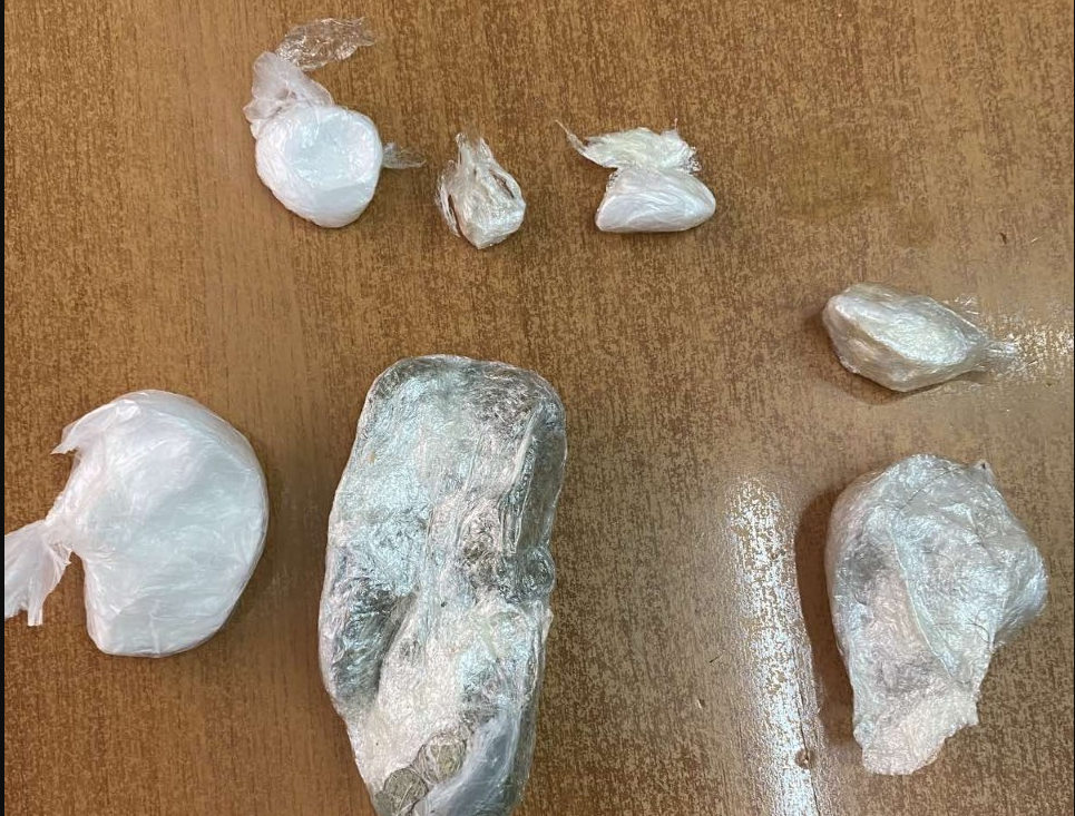 Συνελήφθη σωφρονιστικός υπάλληλος – Επιχείρησε να εισάγει ναρκωτικά στις φυλακές Μαλανδρίνου