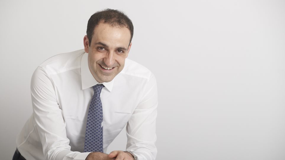 Ο Γρηγόρης Δημητριάδης αποχαιρετά τον Άγγελο Μπρατάκο – Η αναφορά στον παππού του, Κωνσταντίνο Μητσοτάκη