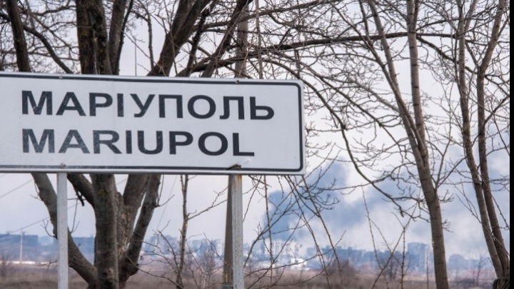 Ουκρανία: Απομακρύνθηκαν άμαχοι από τη Μαριούπολη, λίγο πριν την πτώση της
