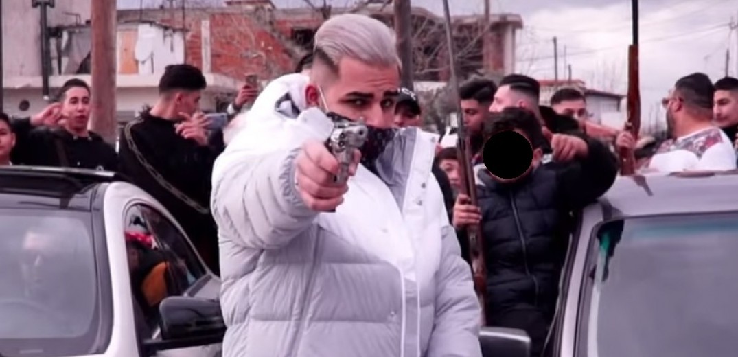 Θεσσαλονίκη: Συνελήφθη γνωστός τράπερ για τον βιασμό 16χρονης