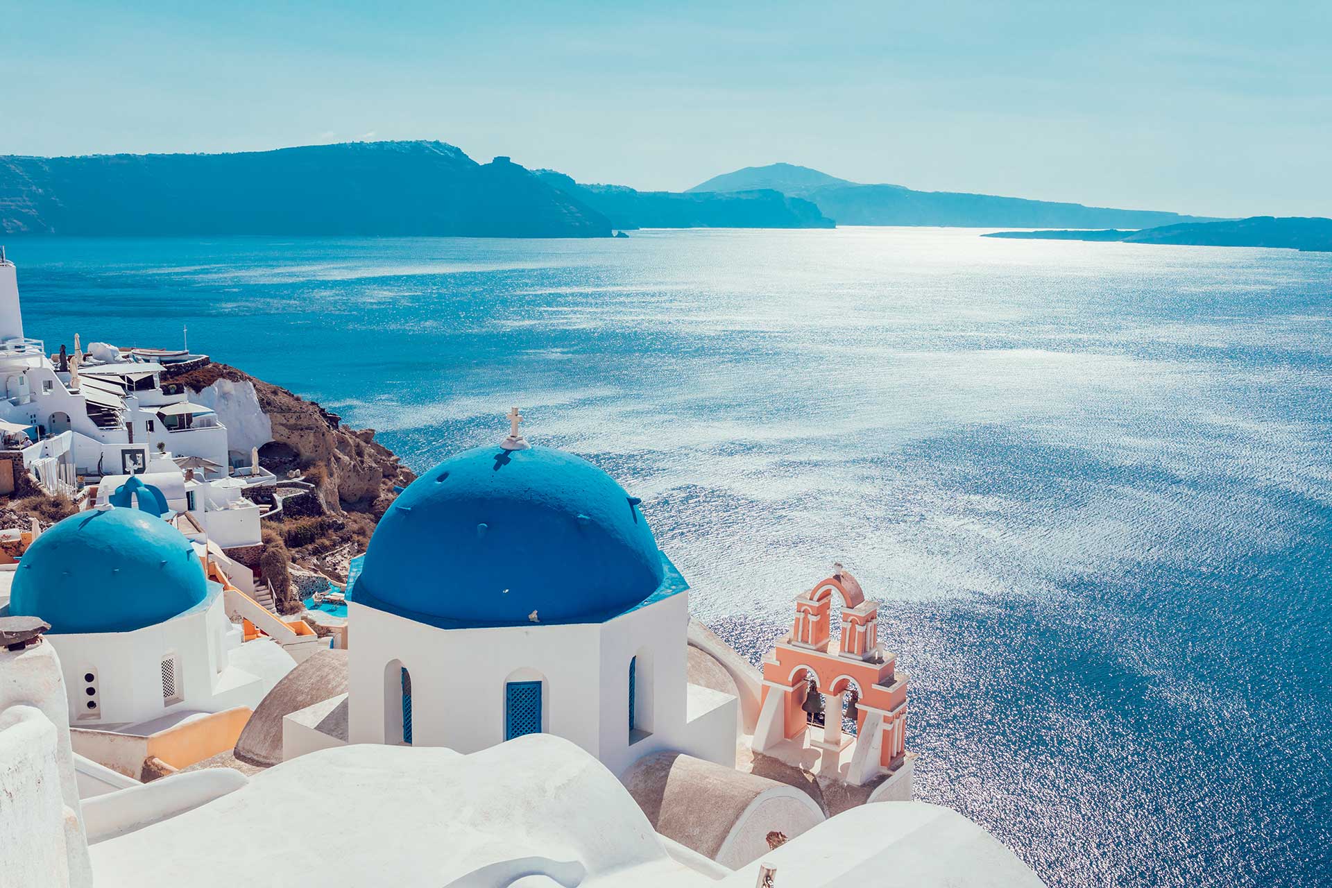 Μαγιορκίνης: Από τη Σαντορίνη με αγάπη