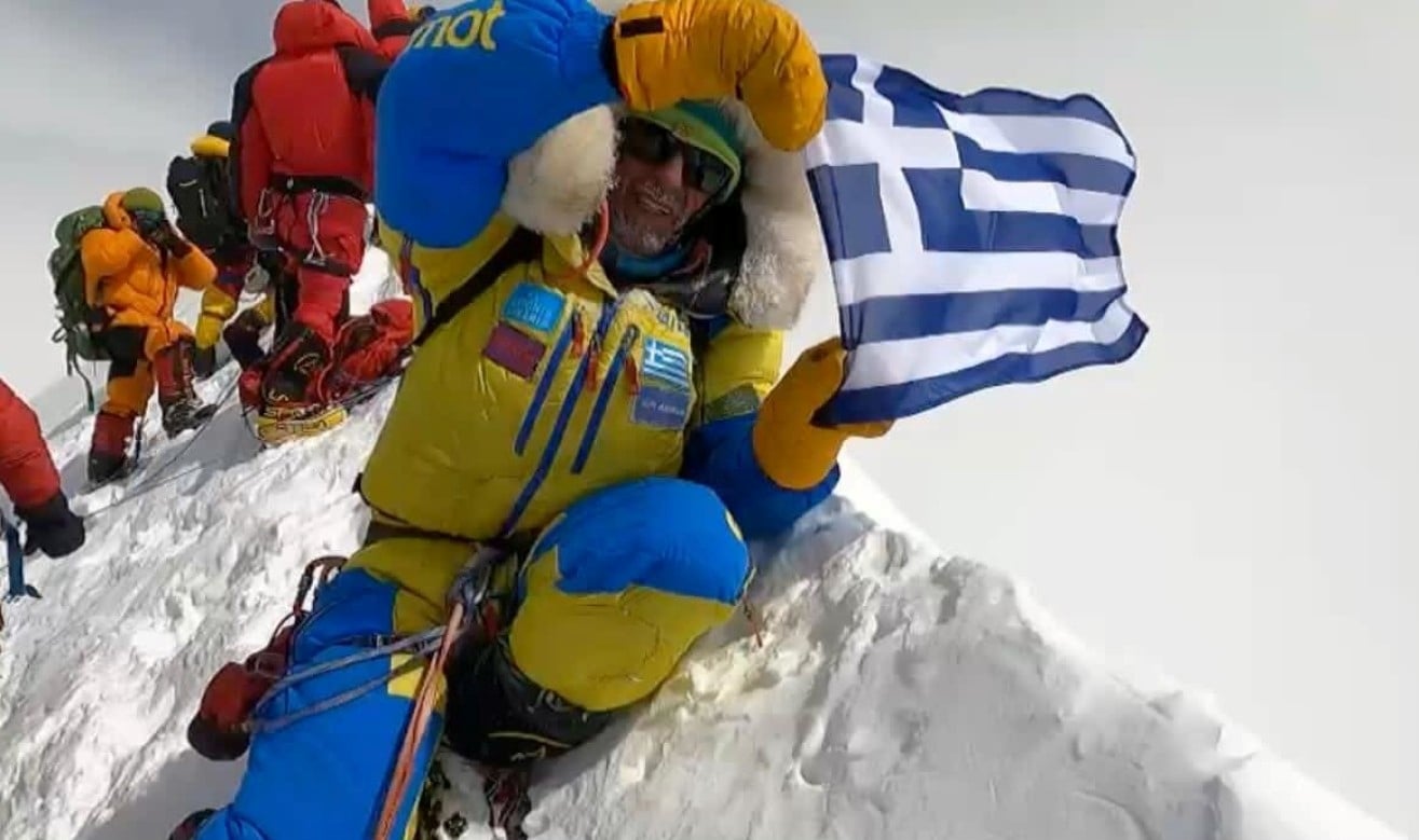 Αντώνης Συκάρης: Απεγκλωβίστηκε μετά από ένα μήνα η σορός του – Αρχίζει η διαδικασία της αερομεταφοράς