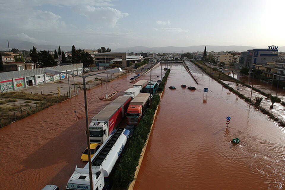 Σχεδόν 500 καιρικά επεισόδια με 232 θύματα και καταστροφικές επιπτώσεις από το 2000 έως σήμερα