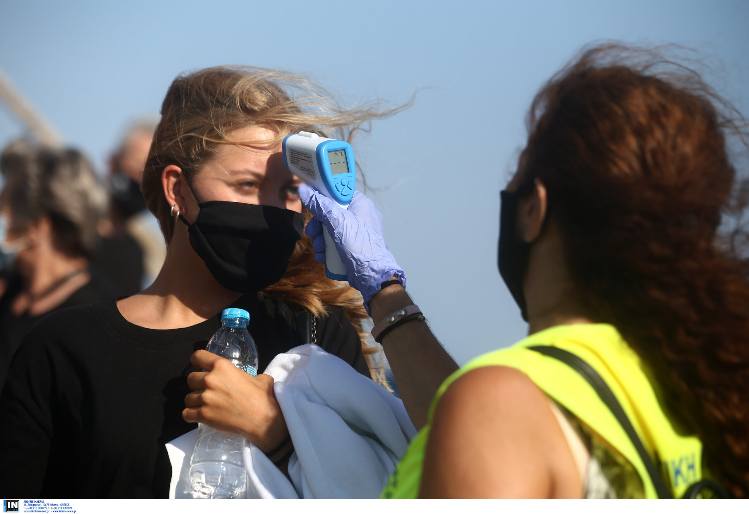 Κορωνοϊός: Πάνω από 300 τεστ στους ταξιδιώτες που επέστρεψαν την Κυριακή σε Πειραιά και Ραφήνα