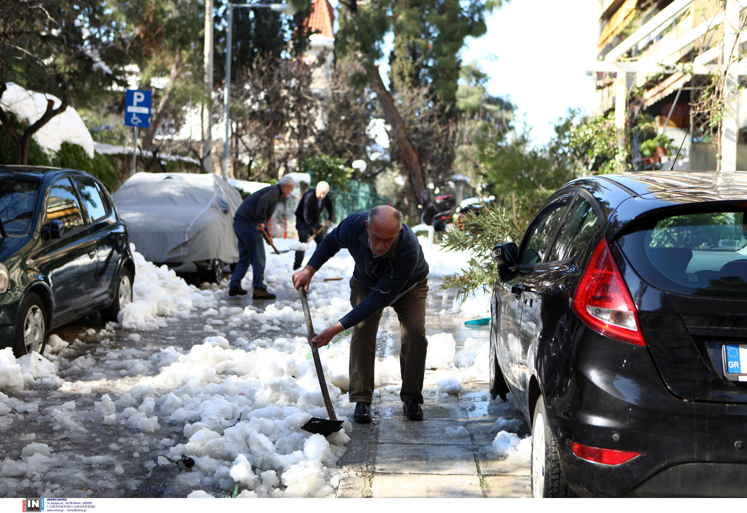 Κακοκαιρία «Ελπίδα» – Δεν έχουν τέλος οι σκηνές ντροπής: Χάος σε γειτονιές και δρόμους– Οργισμένοι οι κάτοικοι κατά των δημάρχων