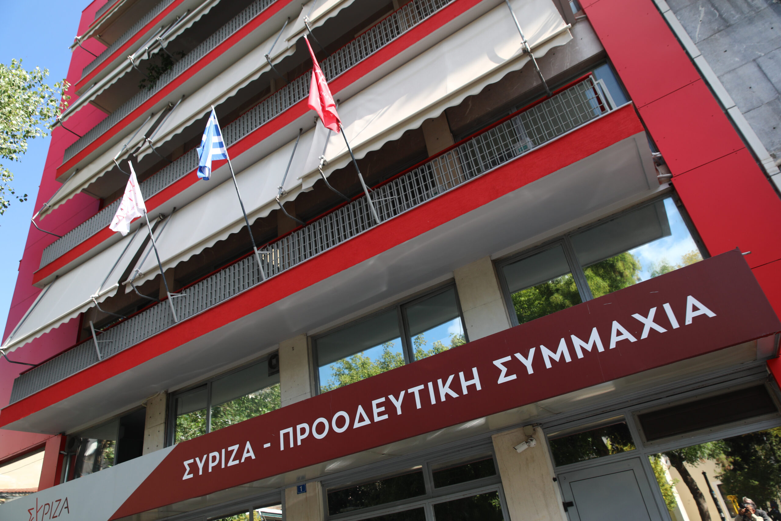 ΣΥΡΙΖΑ: «Νέα πανωλεθρία Μητσοτάκη στην PEGA – Καμία έρευνα δεν έγινε»