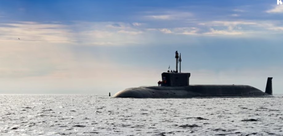 Ρωσία: Απέκτησε νέο πυρηνοκίνητο υποβρύχιο – Εκτοξεύτηκε δοκιμαστικός διηπειρωτικός πύραυλος