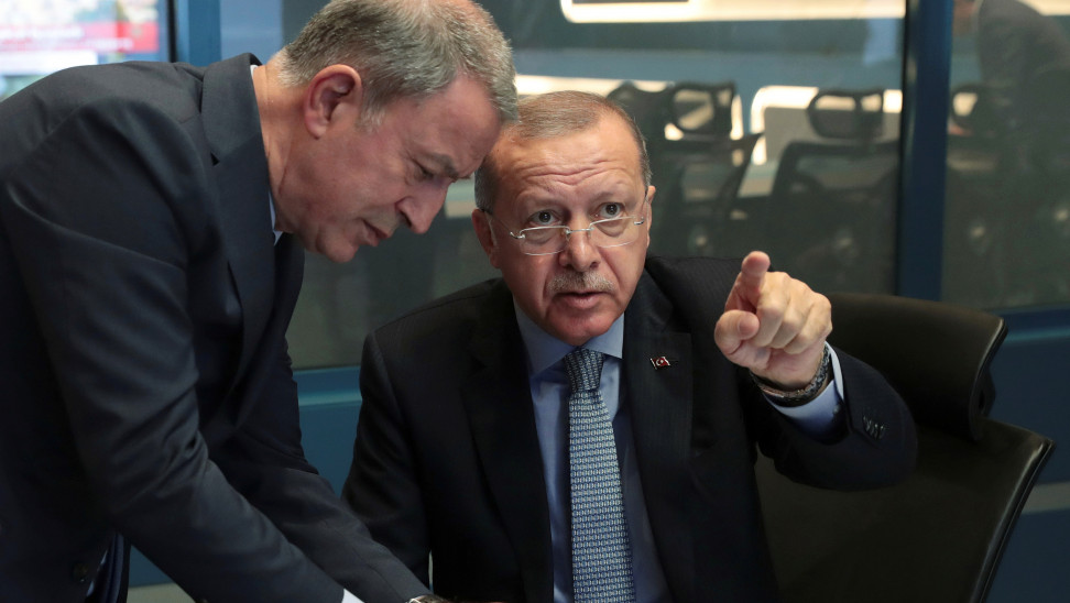 Στο καλάθι των αχρήστων το Τουρκολιβυκό Μνημόνιο – Διεθνής κατακραυγή για το άνευ ουσίας χαρτί – «Γκαζώνει» ο Ακάρ – Σκληρή απάντηση της Αθήνας