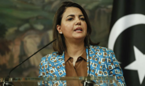 Νάιλα Μάνγκους 