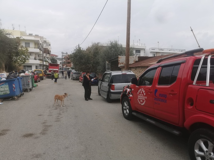 Ρόδος: Άγνωστοι έσκασαν τα λάστιχα 60 οχημάτων σε συνοικία της πόλης – Οργή στους ιδιοκτήτες