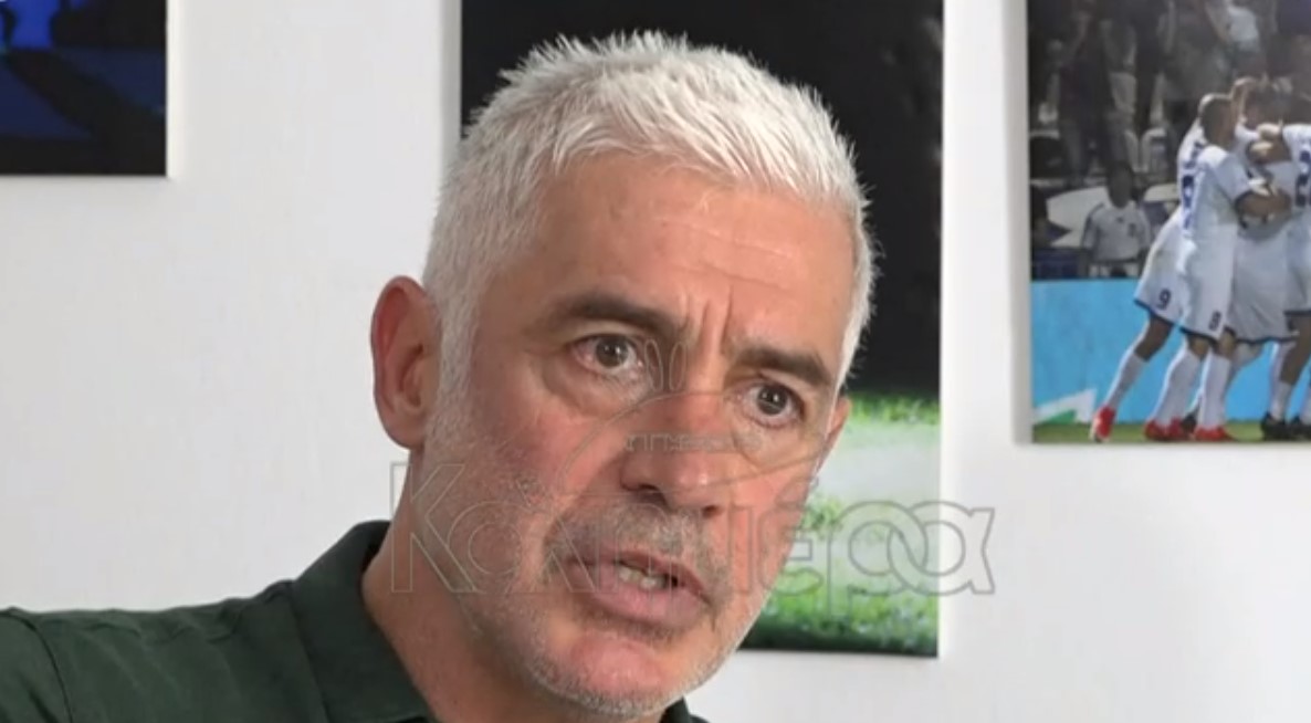 Αντώνης Νικοπολίδης