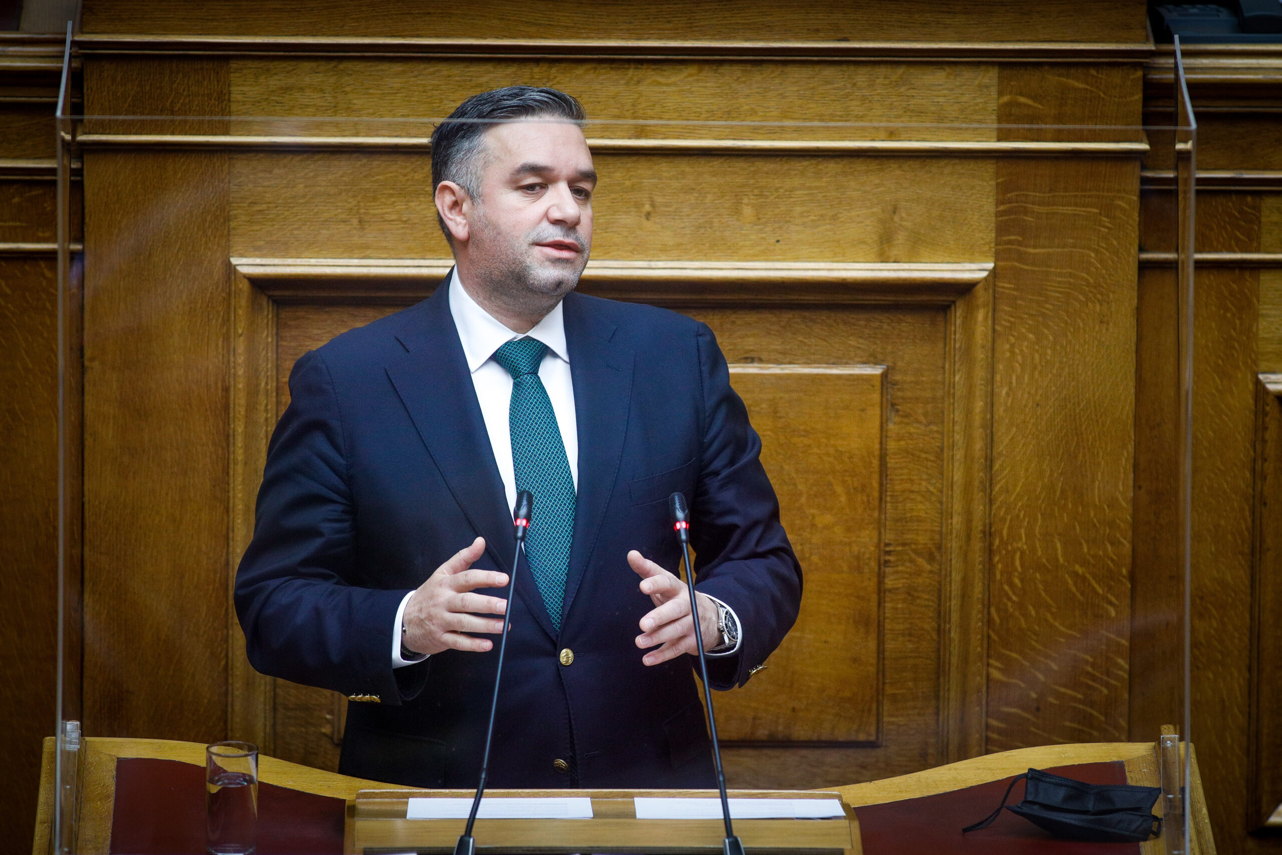 Θέμης