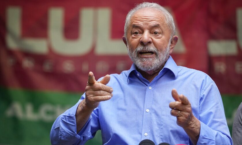Βραζιλία: Ισχνό προβάδισμα Λούλα απέναντι στον Μπολσονάρου Τζούνιορ