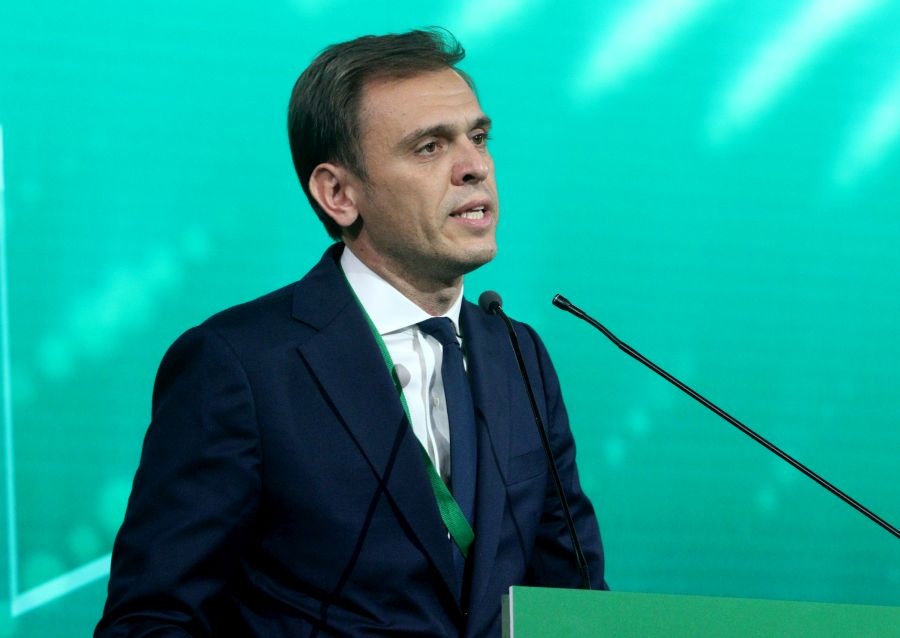 Ο Δημήτρης Μάντζος