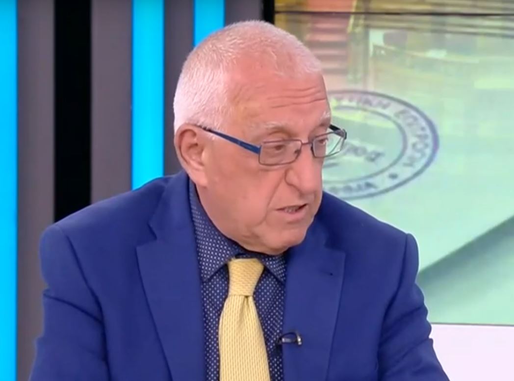Νικήτας Κακλαμάνης: «Απαράδεκτη η δήλωση Πνευματικού – Επί ΣΥΡΙΖΑ το 2016 οι τελευταίες προσλήψεις στο ΕΚΑΒ» (Βίντεο)