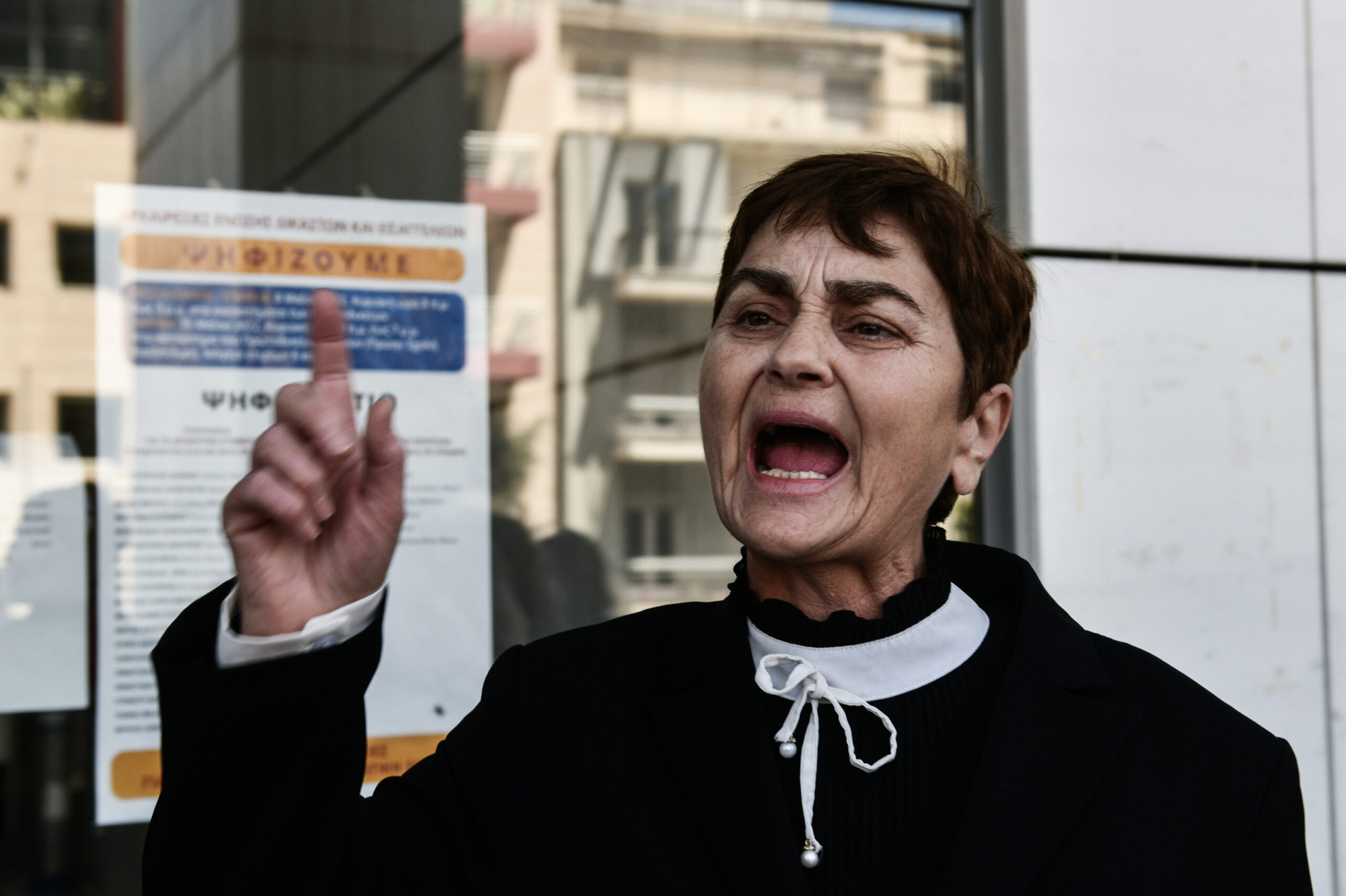 Ξέσπασε η μάνα της Τοπαλούδη για την Αναστάζια: «Θα πάρω ένα τουφέκι και θα αρχίσω να διαλύω μυαλά» (Βίντεο)