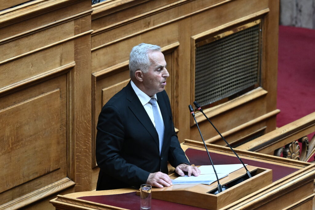 Αποστολάκης