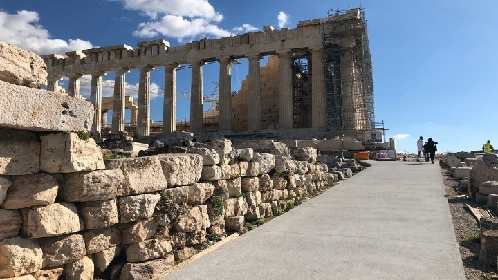 Καύσωνας: Κλειστή η Ακρόπολη 13:00 με 17:00