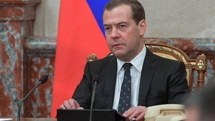 Απειλητική δήλωση Μεντβέντεφ: «Οι πόλεμοι τελειώνουν είτε με ειρήνη, είτε με πυρηνικά»