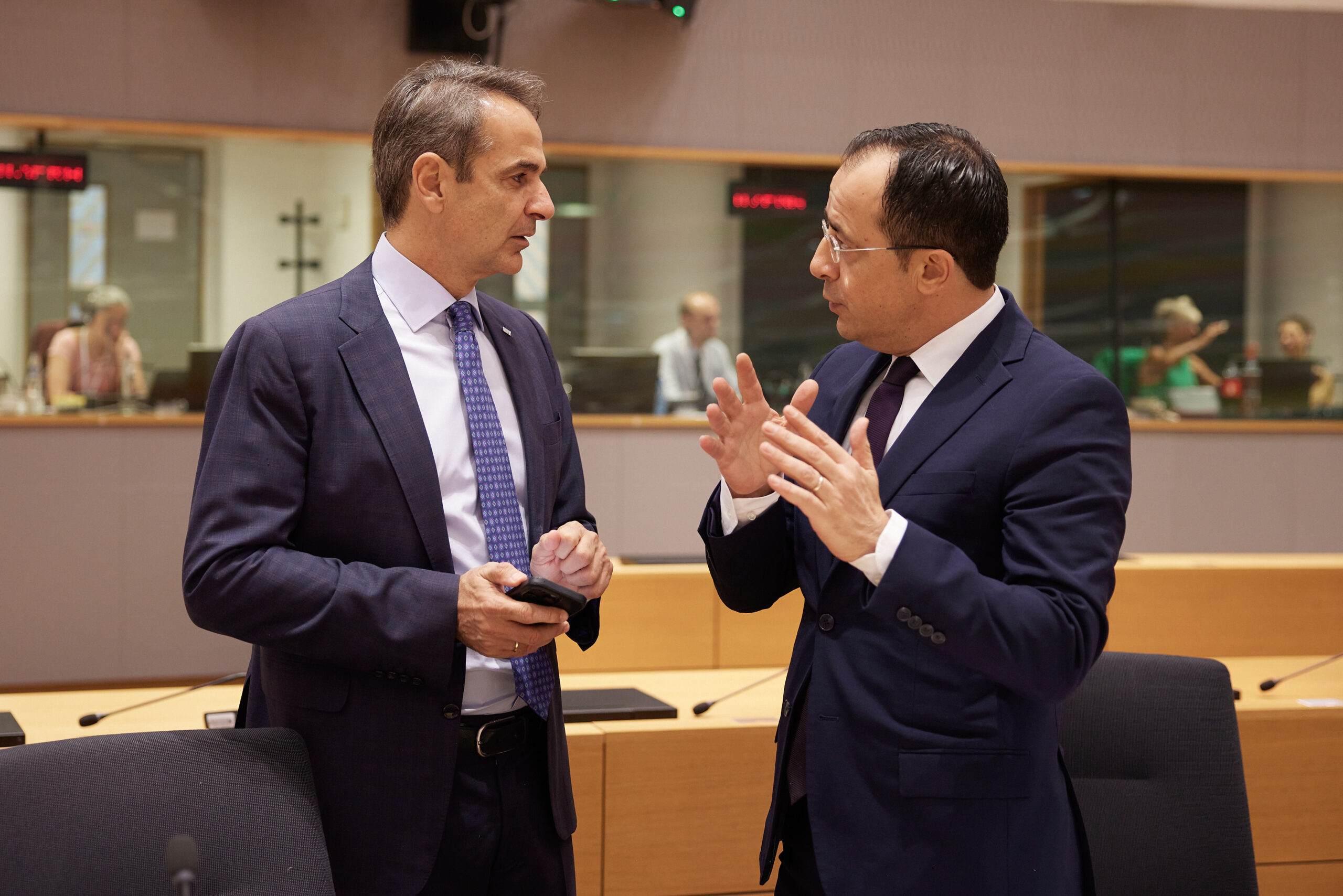 Κύπρος: Τηλεφωνική επικοινωνία Μητσοτάκη – Χριστοδουλίδη για τα επεισόδια των Τουρκοκυπρίων στη Νεκρή Ζώνη