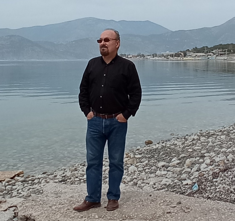 Μιχάλης Μπέλλας