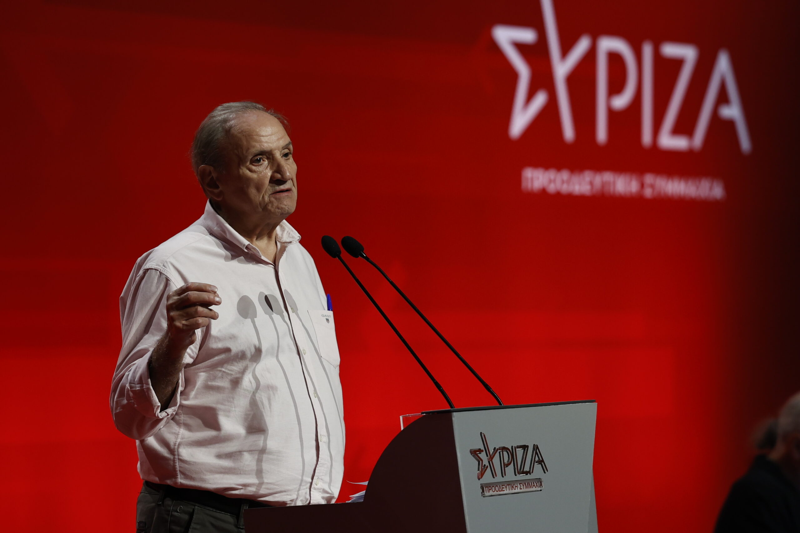 Στέφανος Τζουμάκας