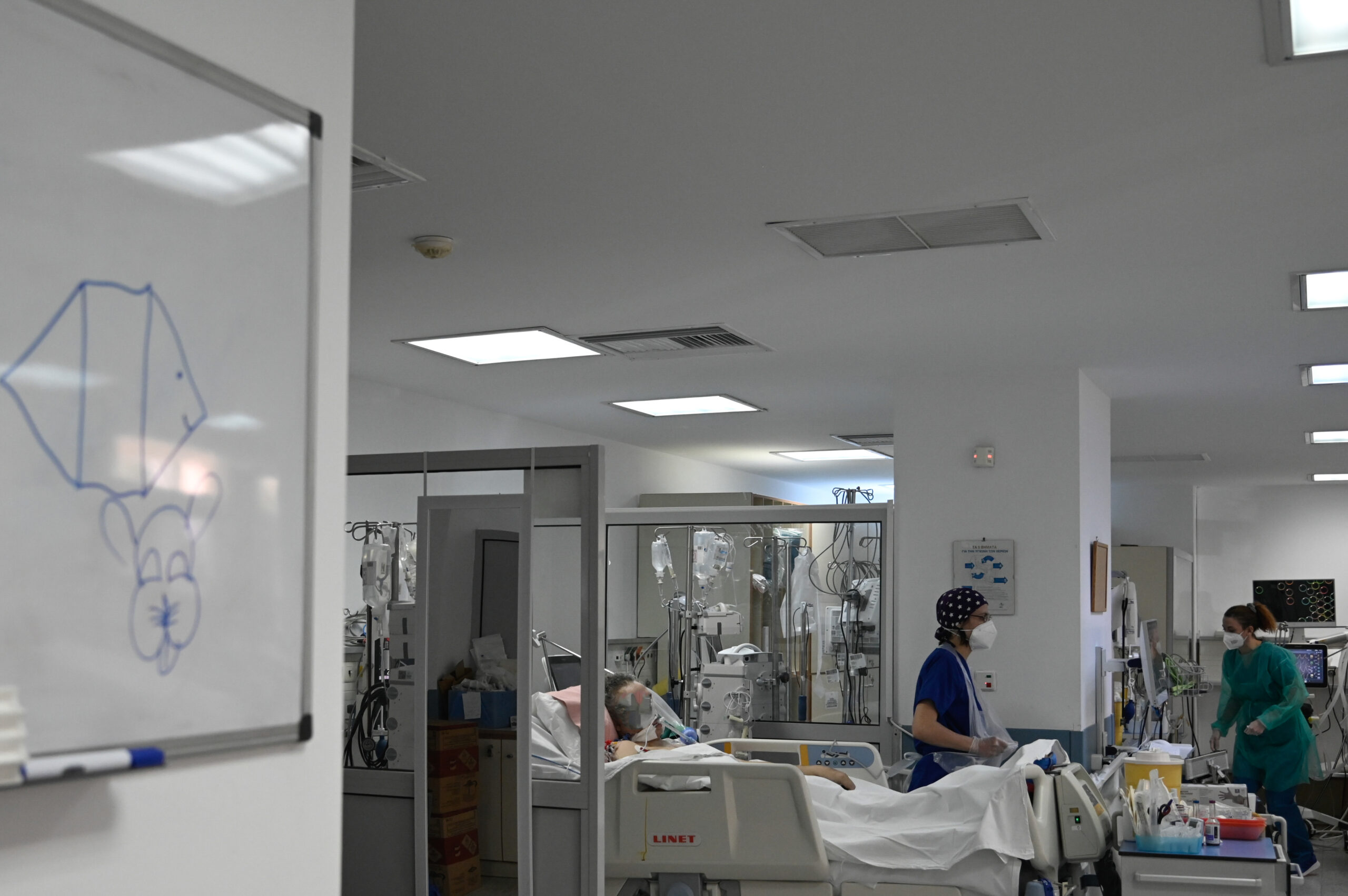 Βύρωνας: Σε κώμα η 16χρονη που έπεσε θύμα ναρκεμπόρων – Τι είναι το «σίσα» που της χορήγησαν