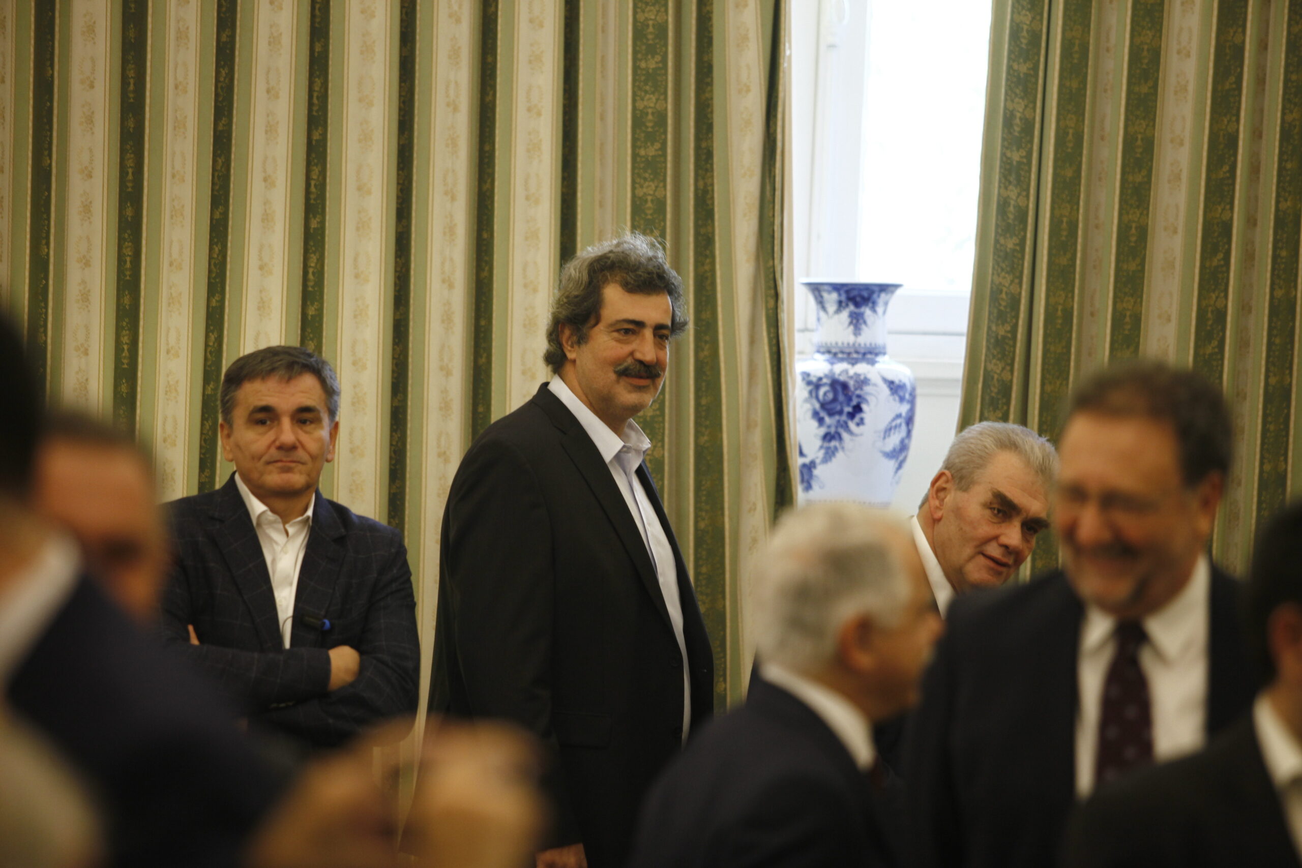 «Καρφιά» Πολάκη σε Τσακαλώτο: «Τώρα θα βγουν πολλά στην επιφάνεια και δεν θα βοηθήσει ο ινδουισμός»