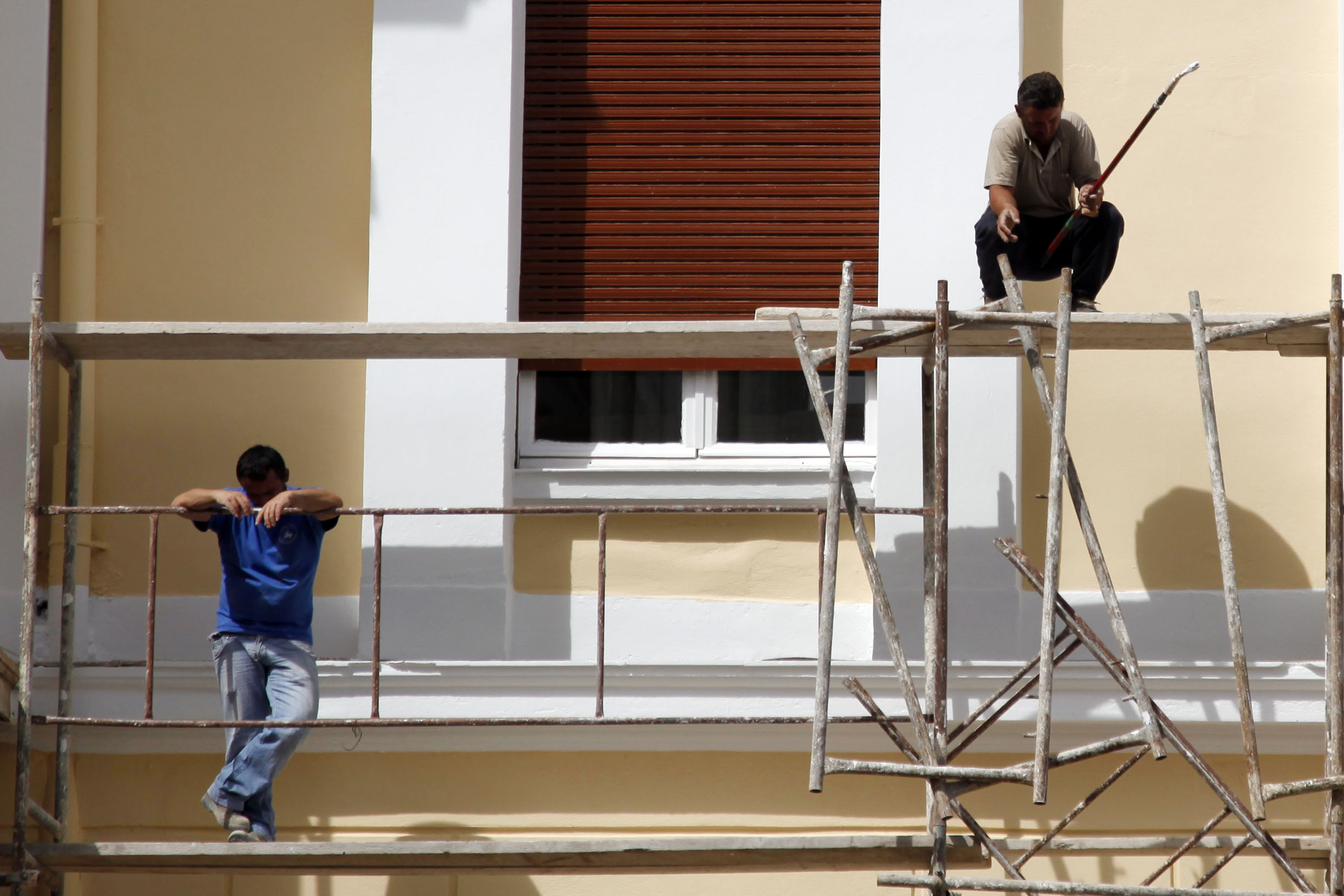 Δωρόσημο Χριστουγέννων: Σήμερα η καταβολή του στους οικοδόμους