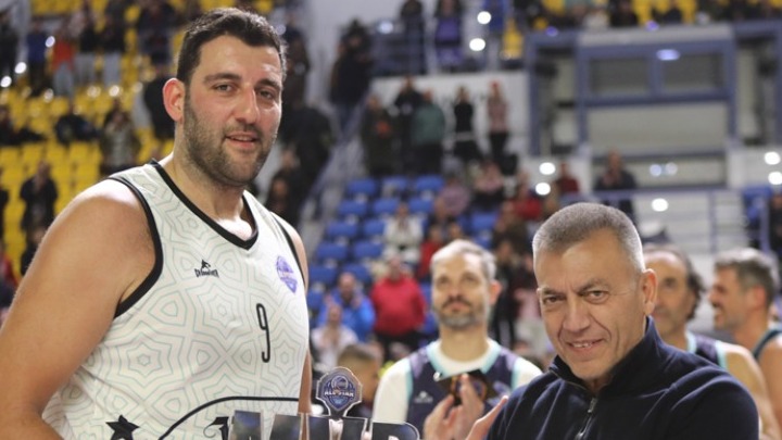 Γιάννης Μπουρούσης