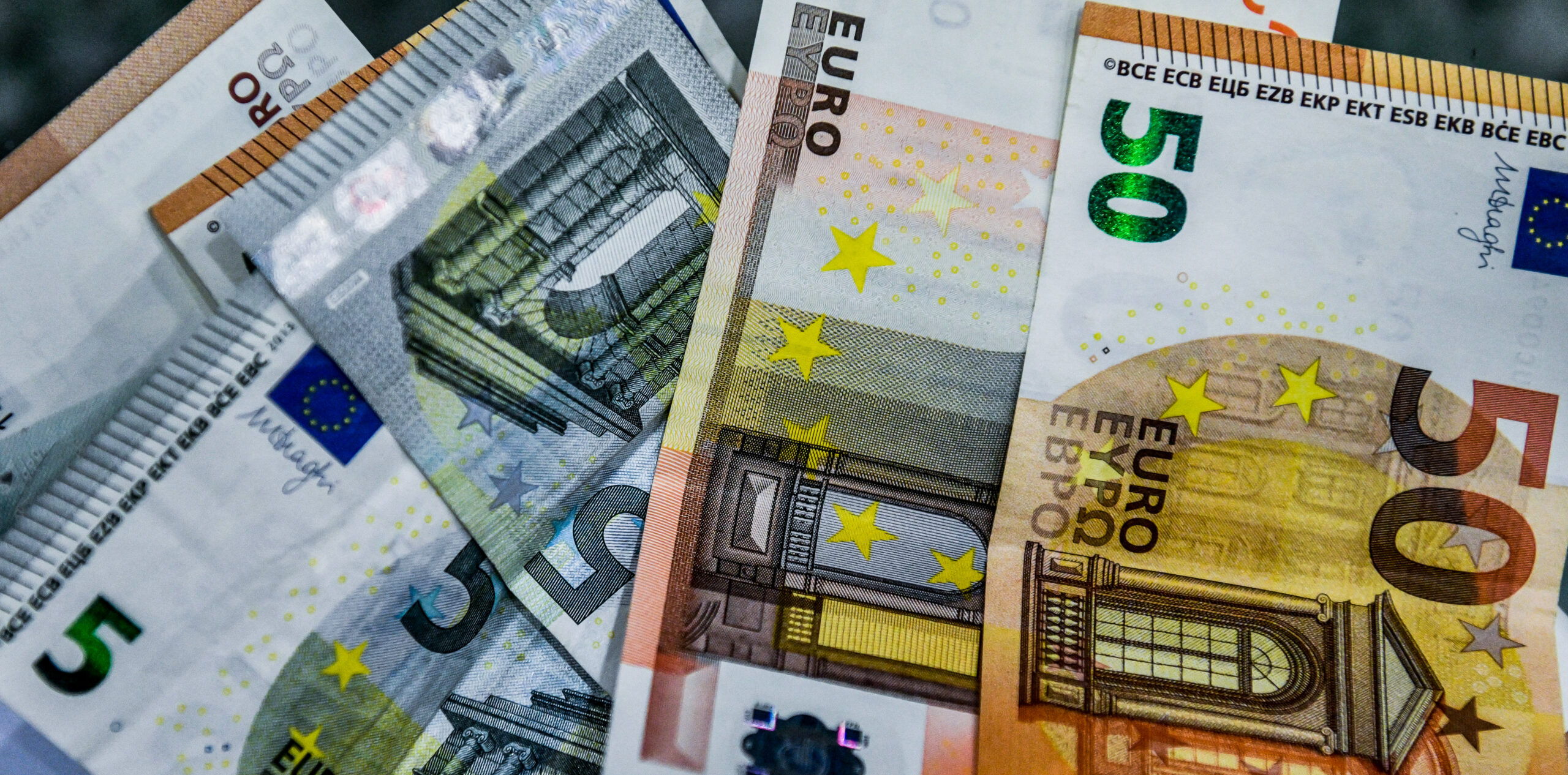 ΟΔΔΗΧ: Στο 146% του ΑΕΠ το χρέος το 2025